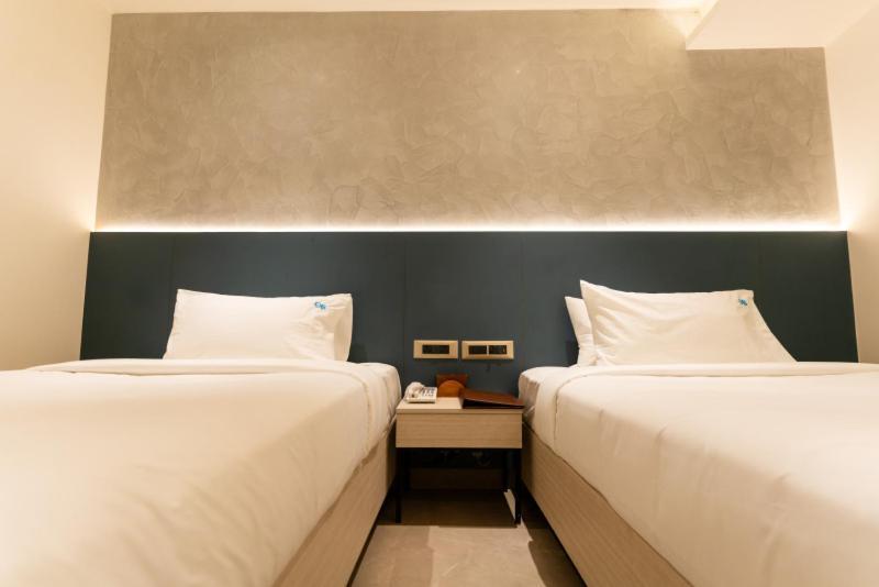 ויסאקפאטנם Hotel Ocean Blue מראה חיצוני תמונה